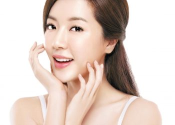 cách massage mặt bằng tay