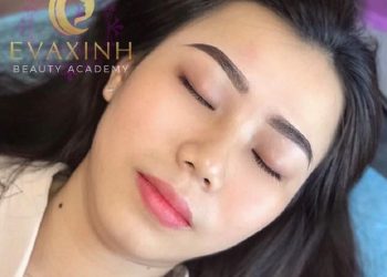 phun mày chạm hạt