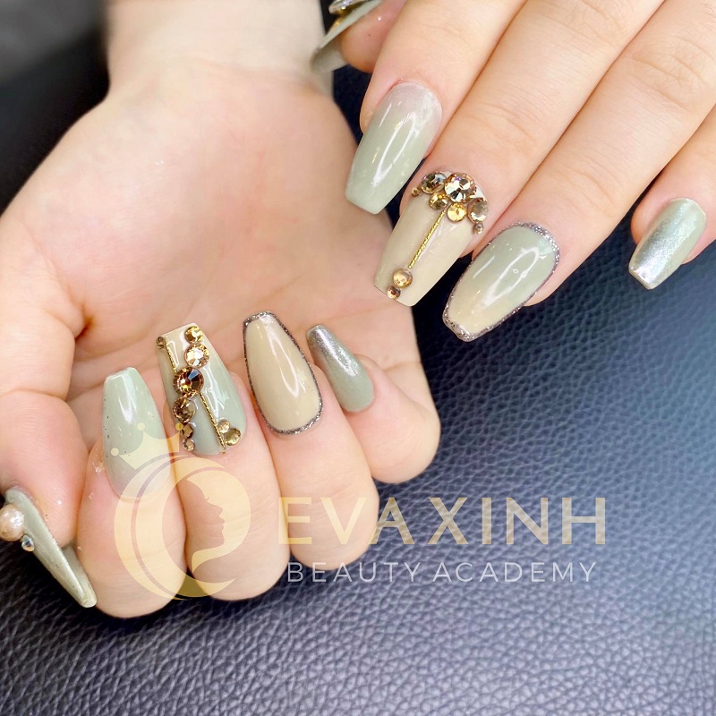 khóa học nail đi nước ngoài